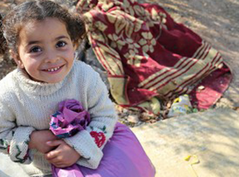 尋找合作夥伴，改變世界 / https://www.crossroads.org.hk/wp-content/uploads/2014/03/Syrian_child_girl1.jpg