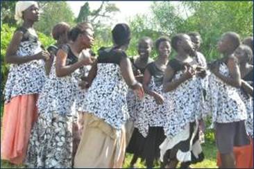 Uganda_group_of_girls