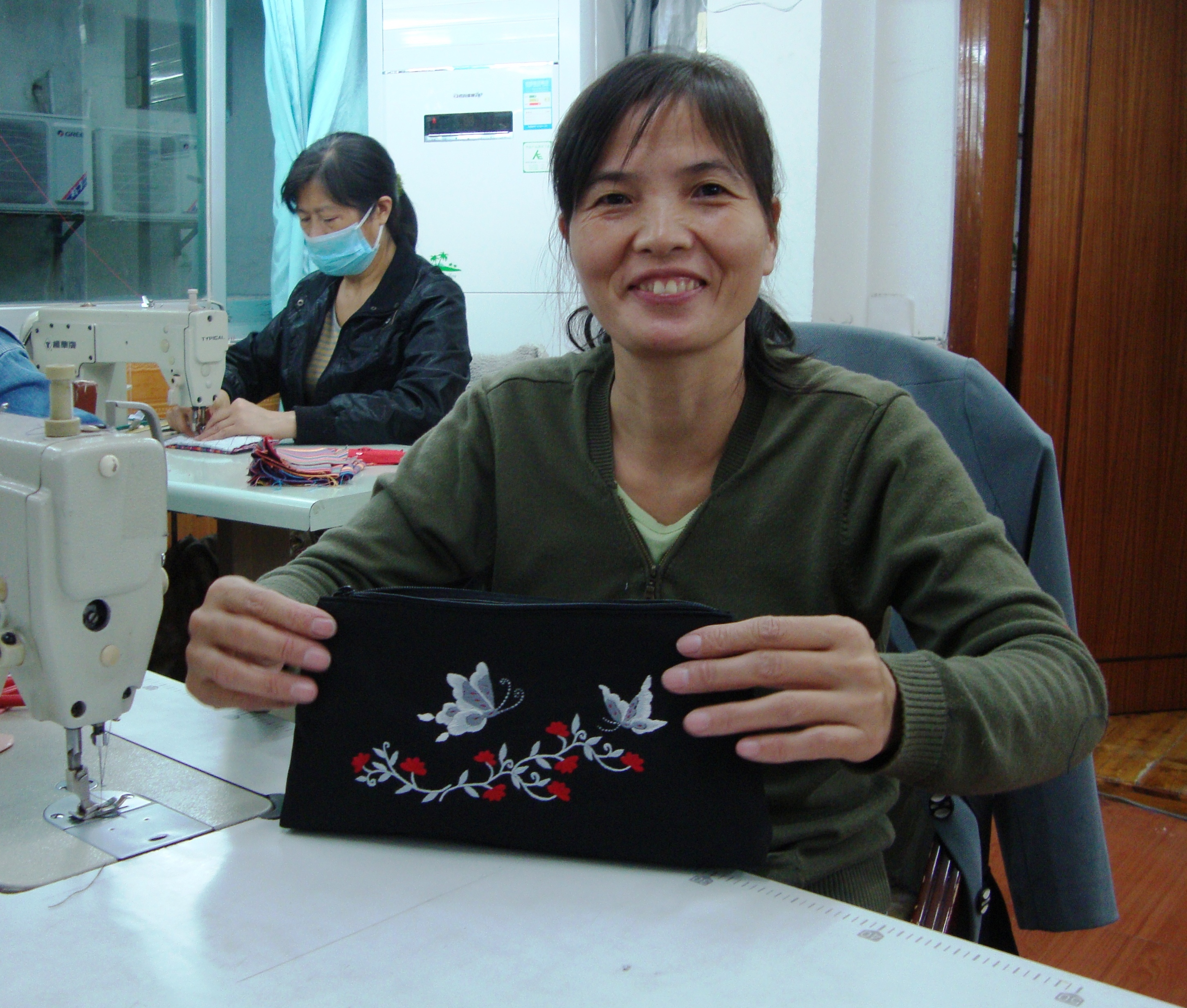 China Ethnic Crafts (4)